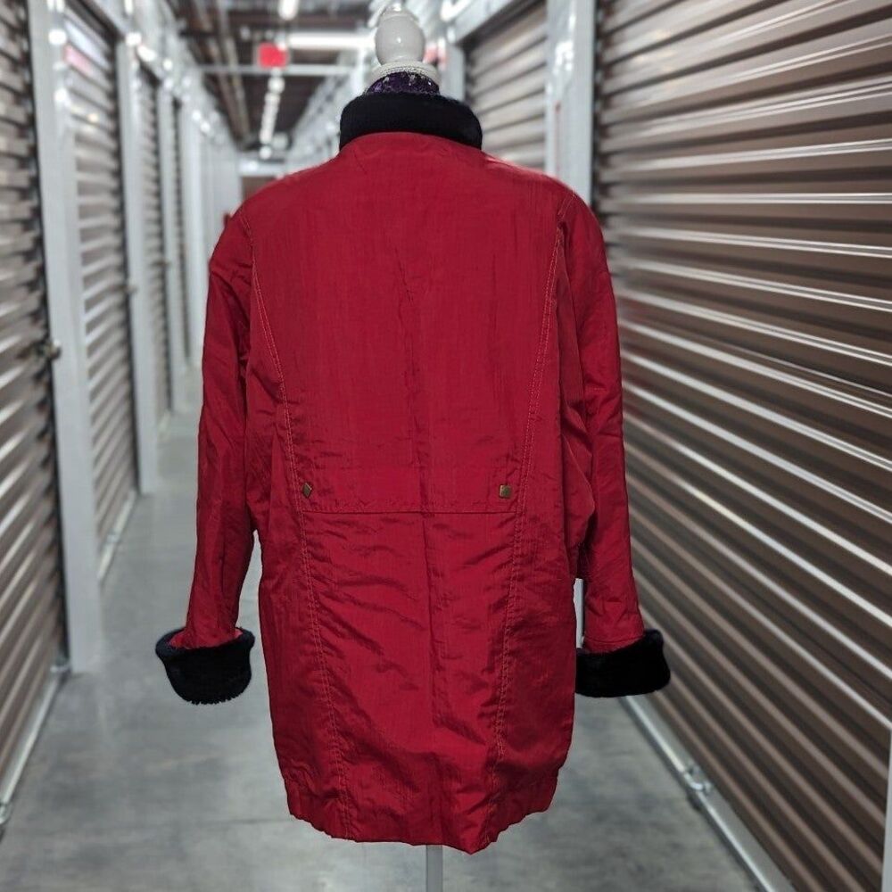 Vintage Buddy Bates Size 8 Red Nylon Jacket with Black Trim 90s Y2K Gorpcore - Picture 2 of 12
